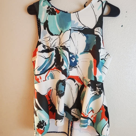 Akemi + Kin Floral Sleeveless Peplum Boho Top - Picture 2 of 5